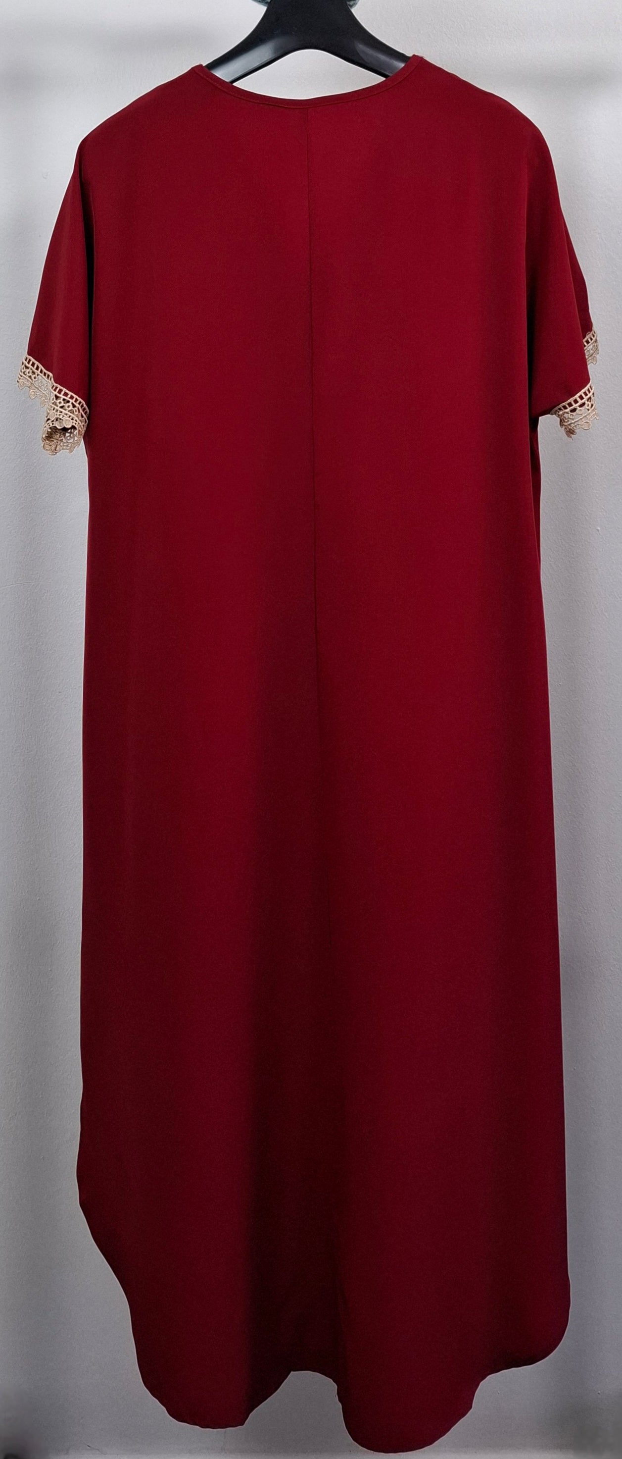 Red short sleeve dress